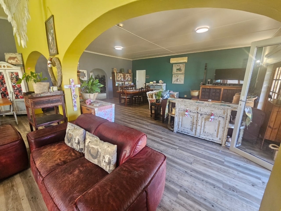 4 Bedroom Property for Sale in Riversdale Rural Western Cape